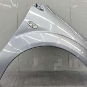 Aile avant droit FORD FIESTA 5 PHASE 2 Diesel