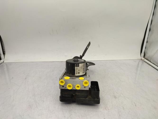 Bloc ABS (freins anti-blocage) VOLKSWAGEN GOLF 6 Diesel