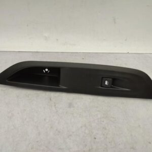 Interrupteur de leve vitre avant droit PEUGEOT 208 2 PHASE 1 Essence