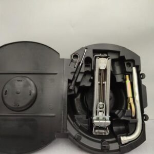 Cric (Ensemble depannage) VOLKSWAGEN POLO 4 PHASE 2 Diesel