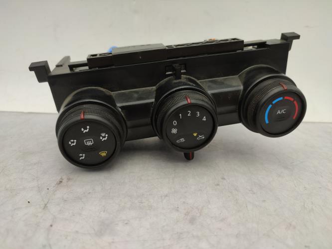 Commande chauffage DACIA DUSTER 2 PHASE 2 Diesel