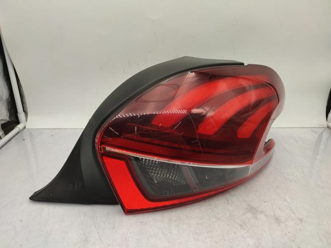 Feu arriere principal droit (feux) PEUGEOT 208 1 PHASE 2 Diesel