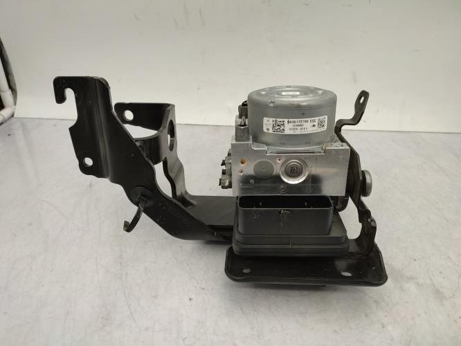 Bloc ABS (freins anti-blocage) PEUGEOT 208 2 PHASE 1 Essence