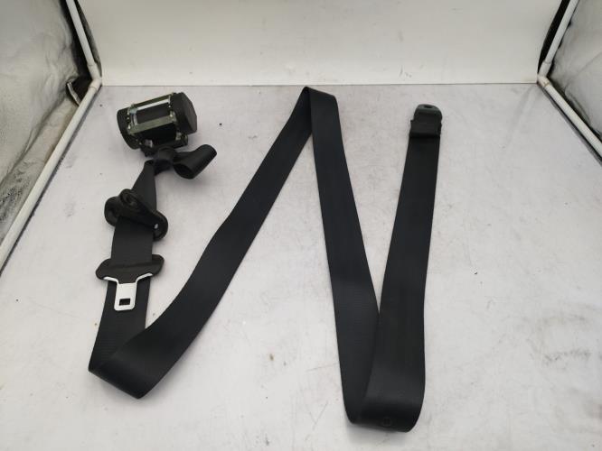 Ceinture arriere gauche PEUGEOT 206+ Essence