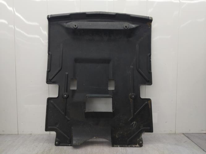 Cache sous moteur MERCEDES 300 W124 PHASE 1 Essence