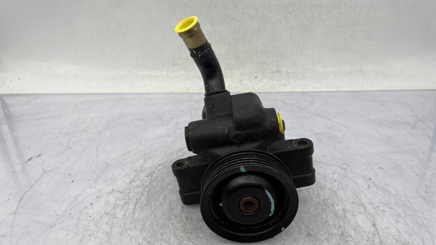 Pompe de direction FORD FIESTA 5 PHASE 1 Essence