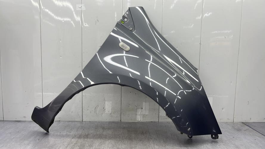 Aile avant droit NISSAN NOTE 1 PHASE 1 Diesel