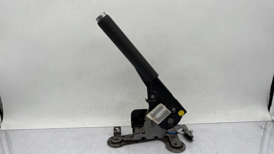 Levier frein à main PEUGEOT 208 1 PHASE 2 Diesel