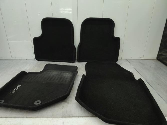 Tapis de sol PEUGEOT 208 2 PHASE 1 Essence