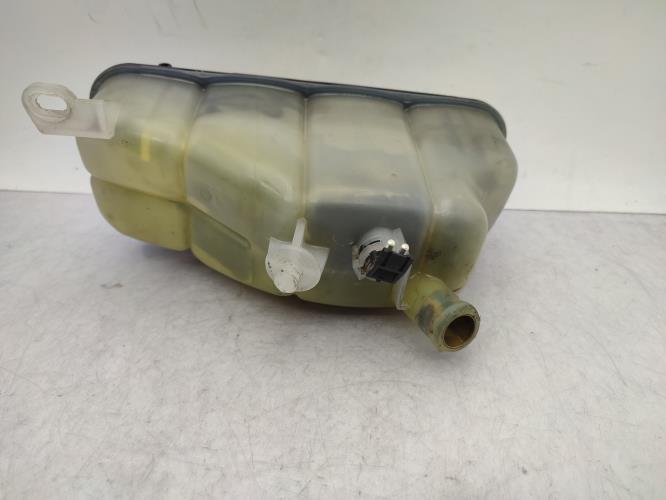 Vase d'expansion MERCEDES CLASSE CLK 208 PHASE 1 COUPE Essence