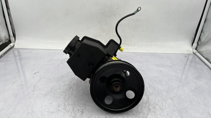 Pompe de direction MERCEDES CLASSE CLK 208 PHASE 1 COUPE Essence