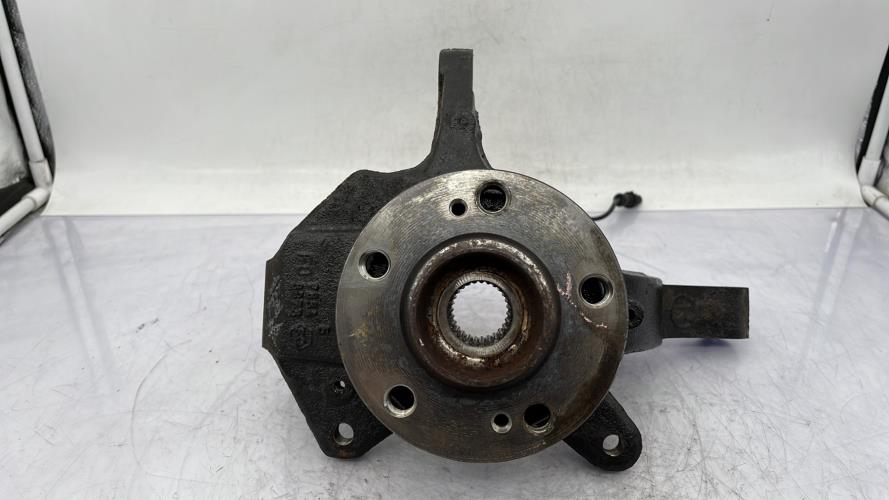 Fusee avant droit RENAULT GRAND ESPACE 4 PHASE 2 Diesel