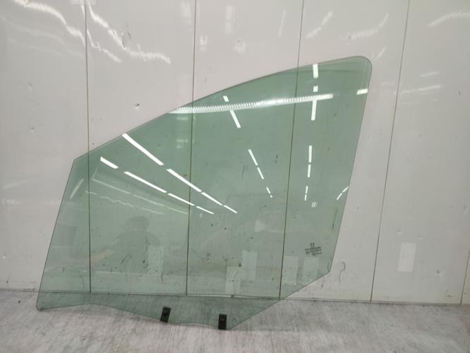 Vitre avant gauche PEUGEOT 308 1 PHASE 2 Diesel