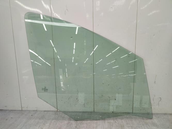 Vitre avant droit PEUGEOT 308 1 PHASE 2 Diesel