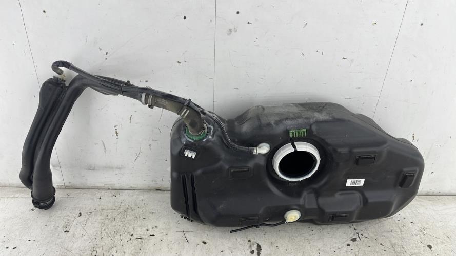 Reservoir OPEL CORSA E Essence
