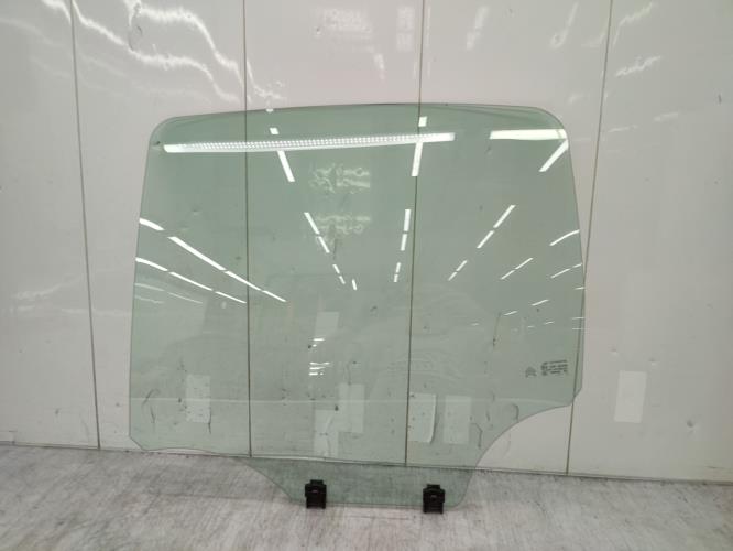 Vitre arriere gauche CITROEN C3 2 PHASE 1 Diesel