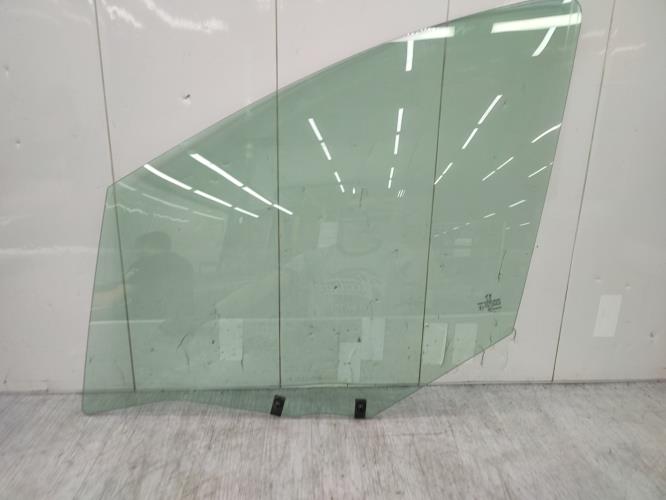 Vitre avant gauche PEUGEOT 308 1 PHASE 2 Diesel