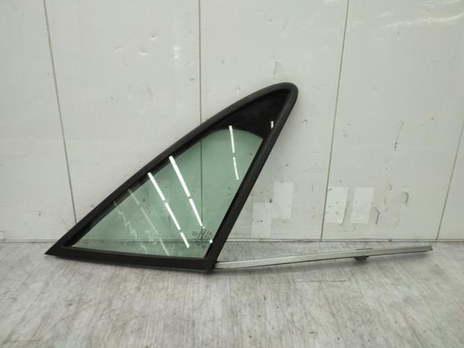 Custode avant droit (porte) PEUGEOT 407 PHASE 1 Diesel