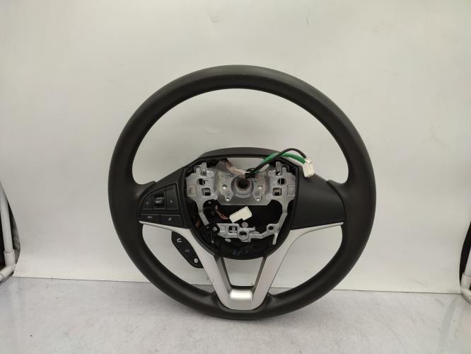 Volant SUZUKI IGNIS 3 Essence