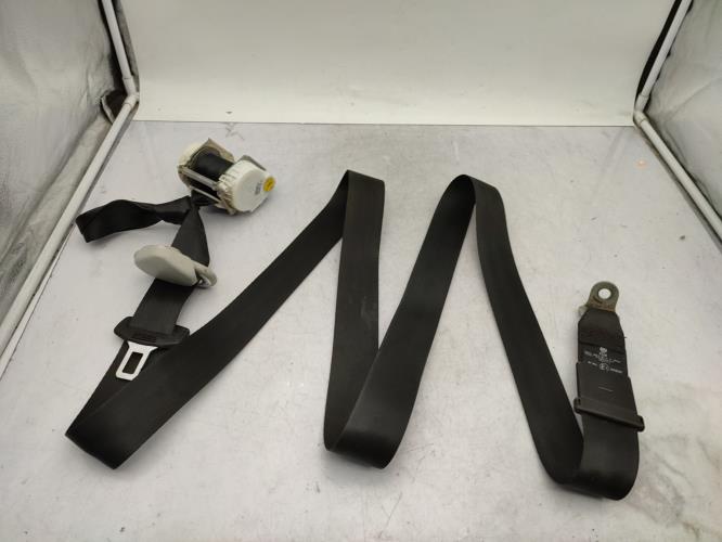 Ceinture arriere gauche VOLKSWAGEN CADDY 3 PHASE 1 Diesel