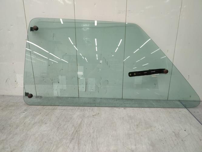 Custode arriere gauche FORD FIESTA 3 PHASE 1 Essence