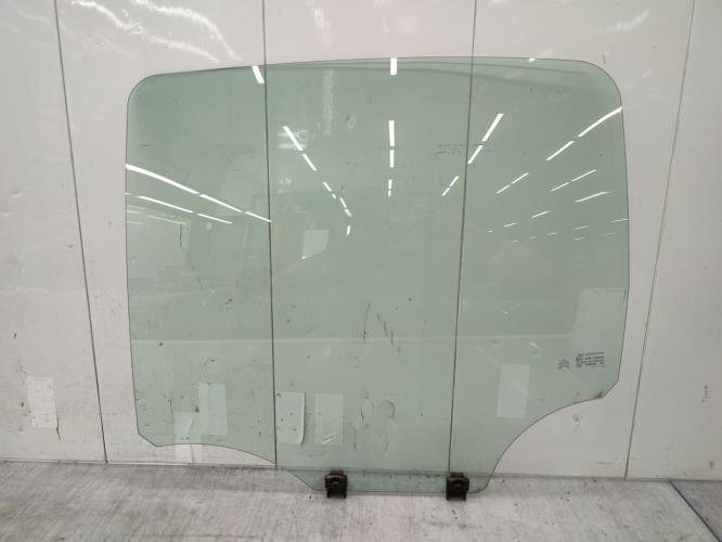 Vitre arriere gauche CITROEN C3 2 PHASE 1 Diesel
