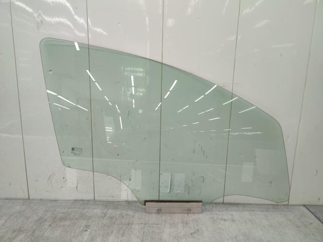 Vitre avant droit OPEL CORSA D PHASE 1 Diesel