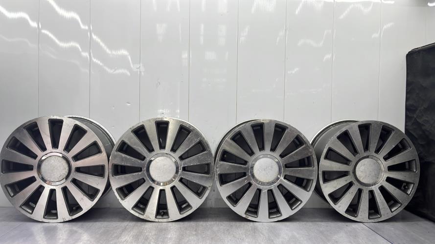 Jeu de 4 jantes  VOLKSWAGEN TOURAN 1 PHASE 1 Diesel