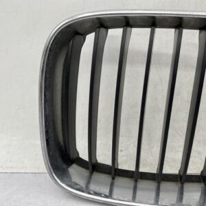 Grille de calandre gauche BMW SERIE 1 E87 PHASE 2 Diesel