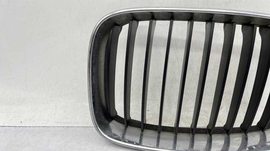 Grille de calandre gauche BMW SERIE 1 E87 PHASE 2 Diesel