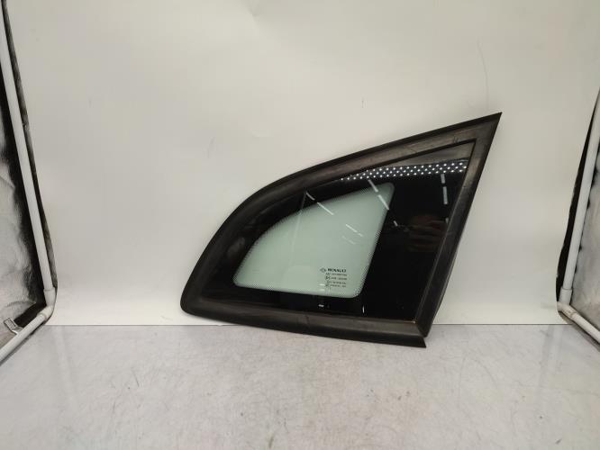 Custode arriere droit RENAULT MEGANE 3 PHASE 1 BREAK Diesel