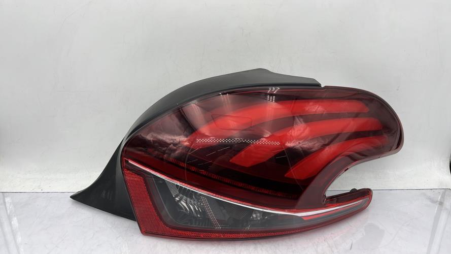 Feu arriere principal droit (feux) PEUGEOT 208 1 PHASE 2 Diesel