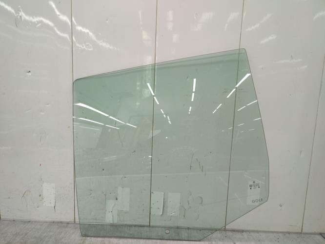 Vitre arriere gauche VOLKSWAGEN GOLF 4 Essence