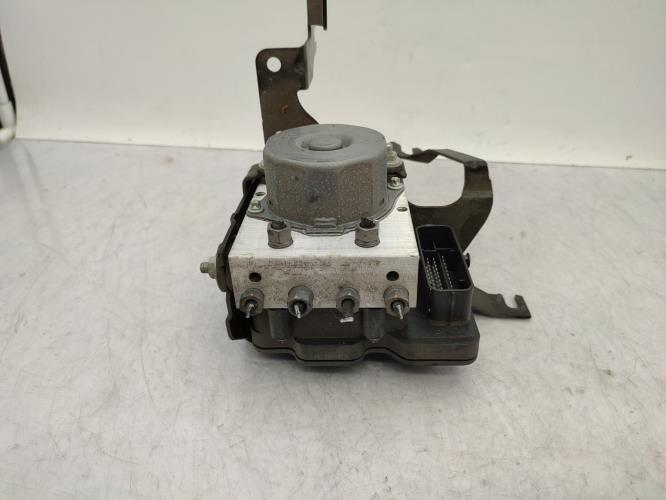 Bloc ABS (freins anti-blocage) RENAULT CLIO 4 PHASE 1 Diesel