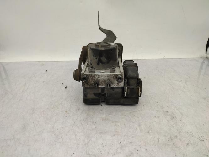 Bloc ABS (freins anti-blocage) FORD FIESTA 6 PHASE 1 Diesel