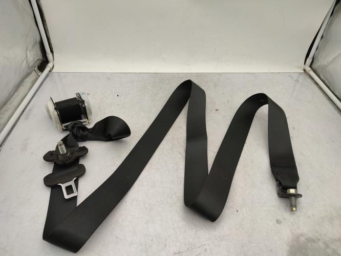 Ceinture arriere droit NISSAN X-TRAIL 2 PHASE 1 Diesel