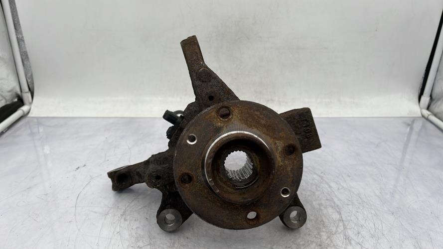 Fusee avant gauche DACIA LODGY PHASE 2 Essence