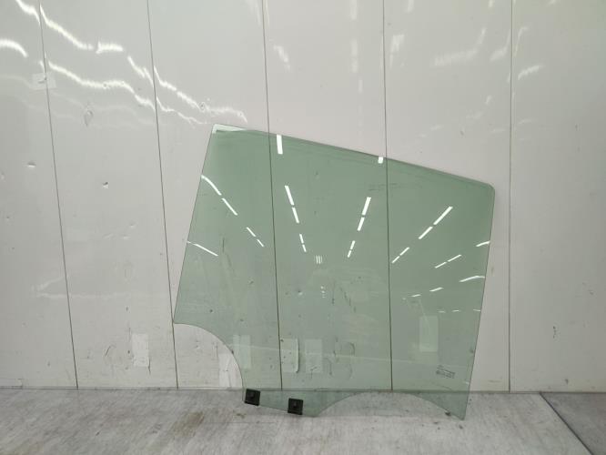 Vitre arriere droit DACIA SANDERO 2 PHASE 2 Essence