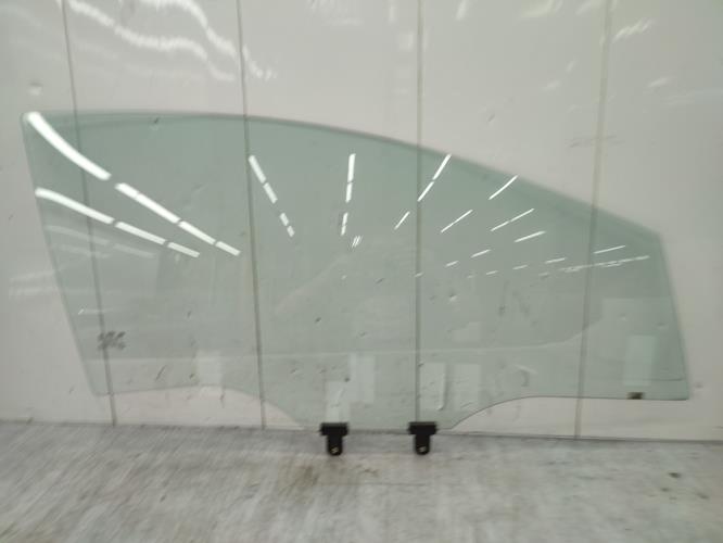 Vitre avant droit KIA RIO 3 PHASE 1 Diesel