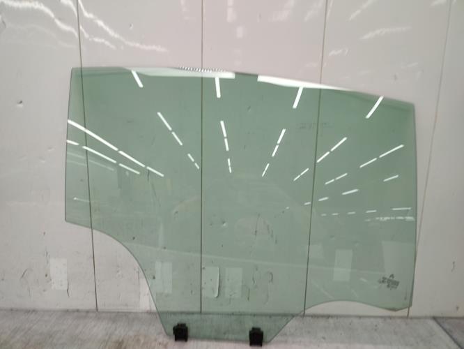 Vitre arriere droit CITROEN C5 2 Diesel
