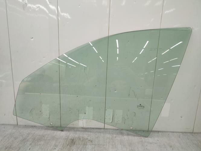 Vitre avant gauche SKODA OCTAVIA 2 PHASE 1 Diesel