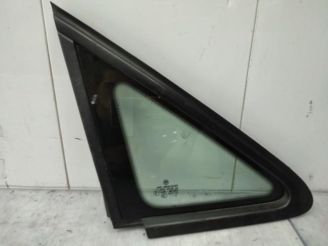 Custode avant droit VOLKSWAGEN CADDY 3 PHASE 1 Diesel