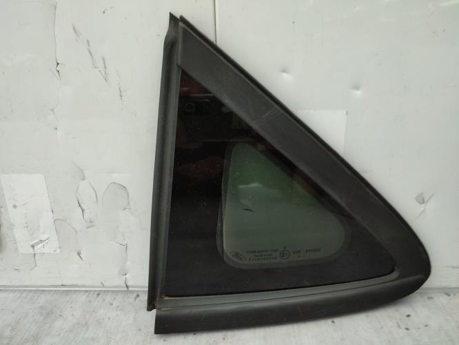 Custode arriere gauche FORD FIESTA 7 PHASE 1 Essence