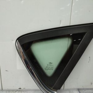 Custode arriere droit FORD FIESTA 6 PHASE 1 Essence