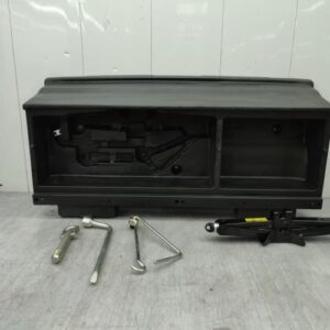 Cric (Ensemble depannage) TOYOTA VERSO PHASE 1 Essence