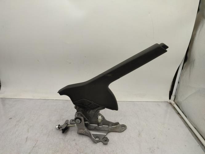 Levier frein à main PEUGEOT 208 2 PHASE 1 Essence