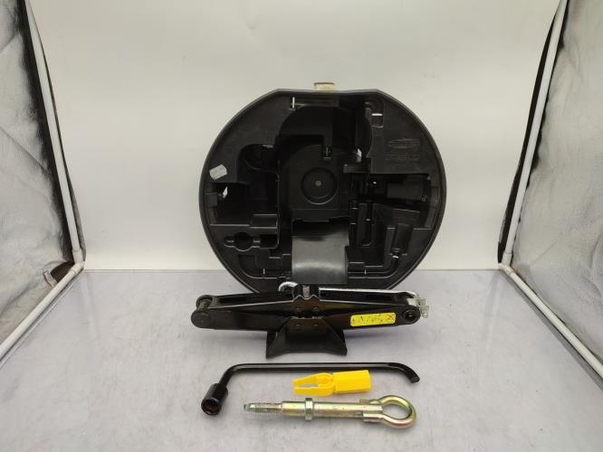 Cric (Ensemble depannage) CITROEN C3 1 PHASE 2 Diesel