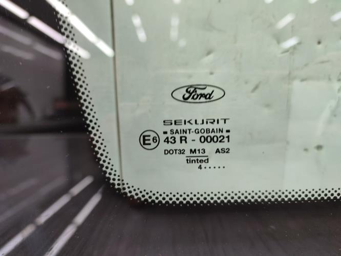 Custode arriere gauche FORD MONDEO 2 BREAK Diesel