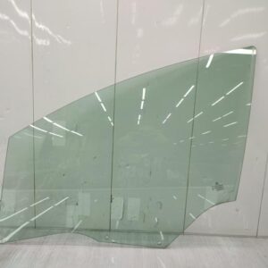 Vitre avant gauche CITROEN C4 1 PHASE 1 Essence