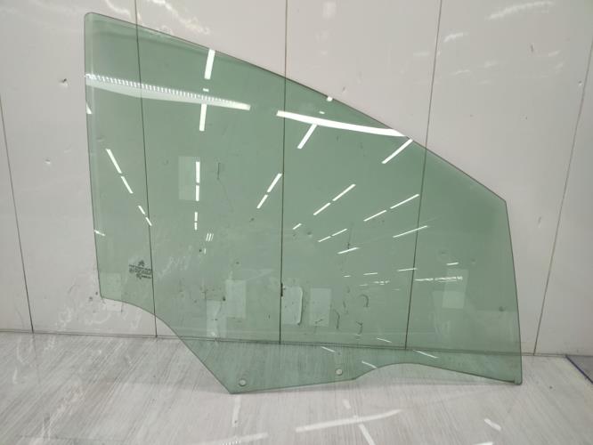 Vitre avant droit CITROEN C4 1 PHASE 1 Essence